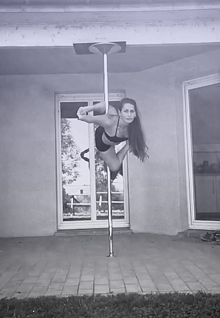 Gargoyle pole dance